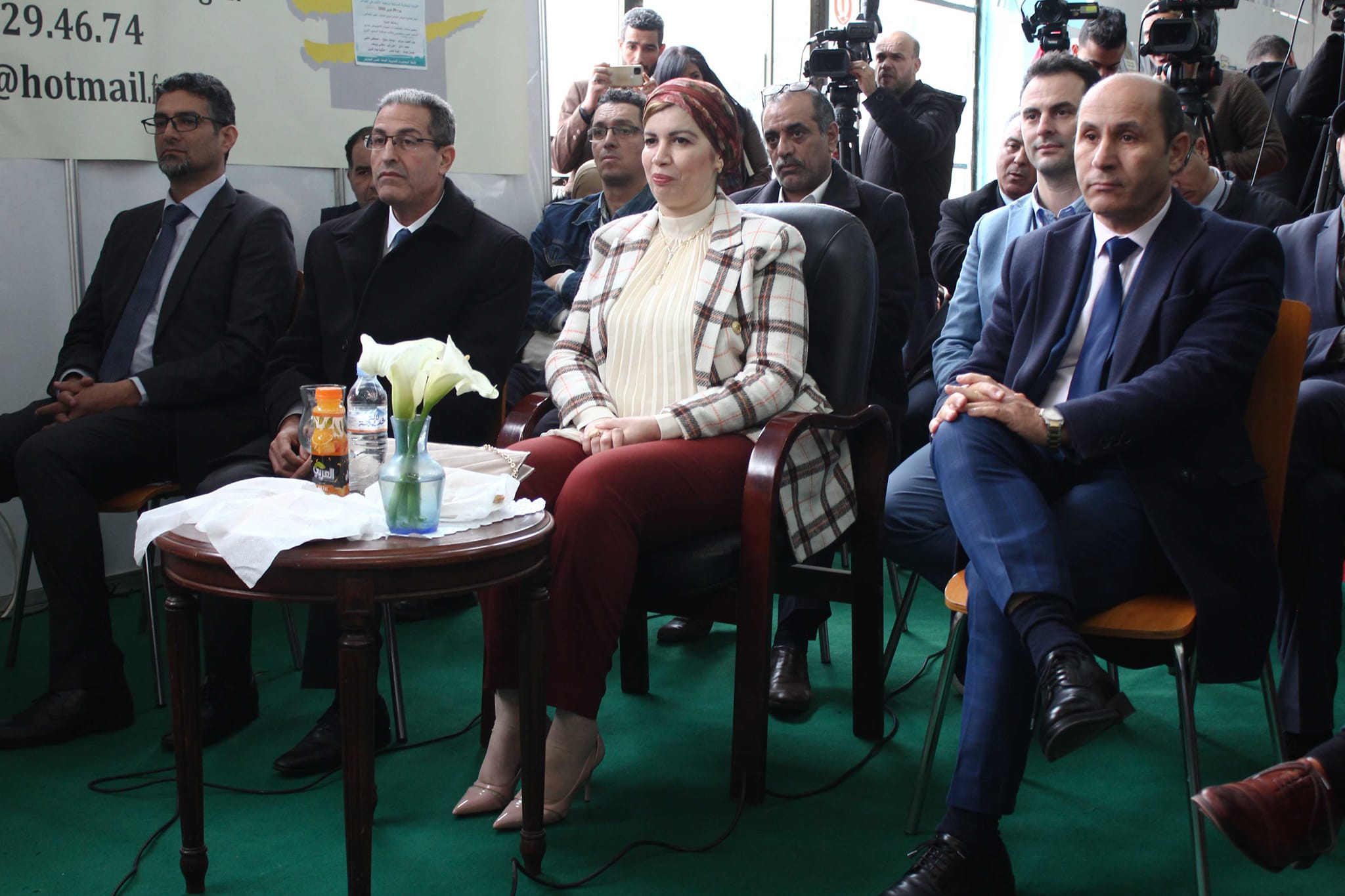 مبادرة إنشاء مكتبة عامة في الجزائر 1
